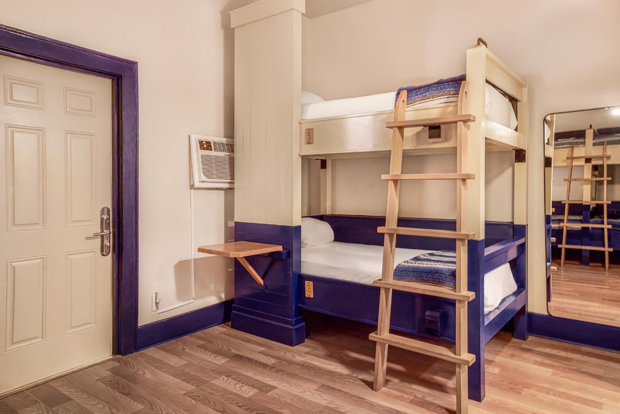 Bed 6-Bed Mixed Dormitory Room