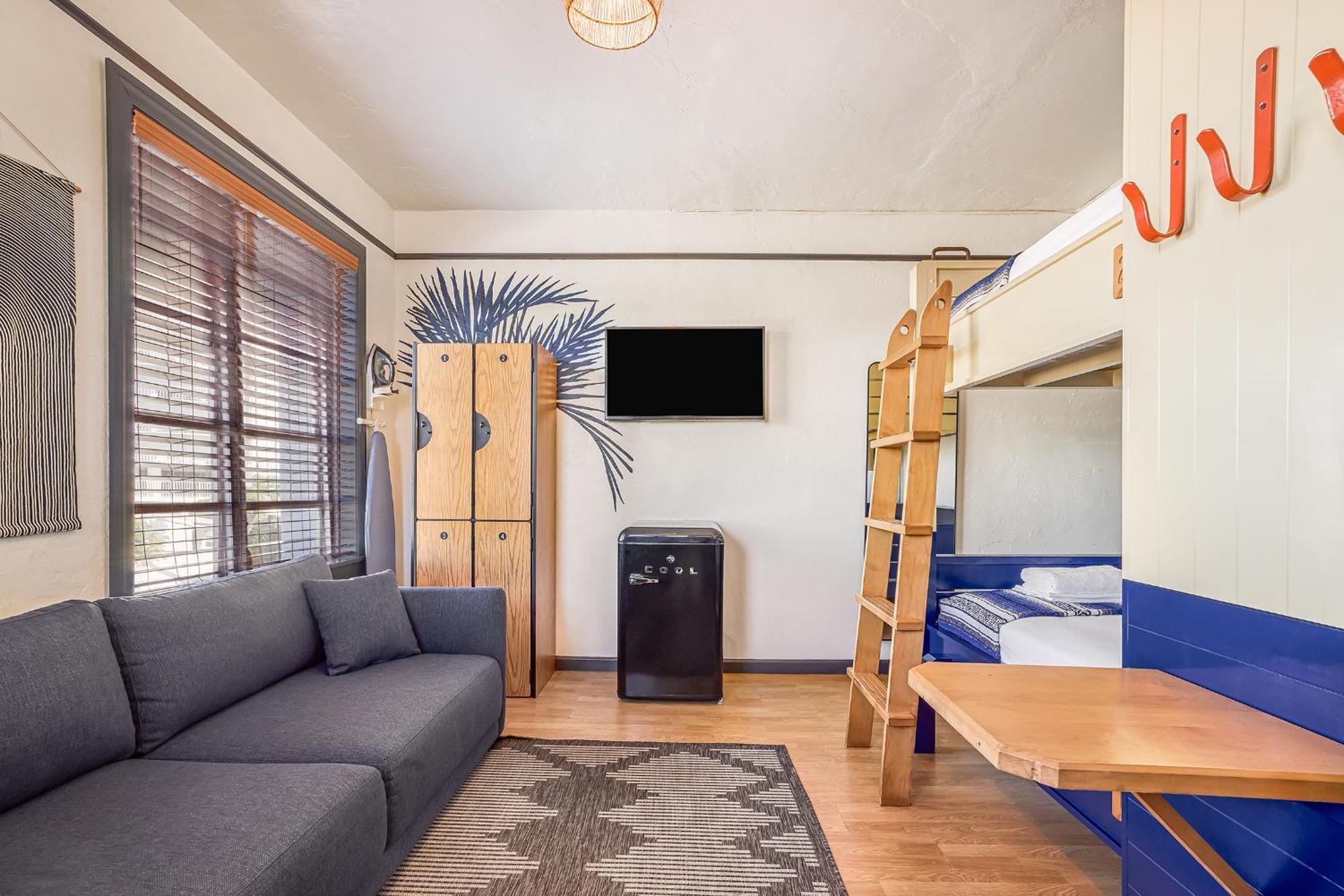 Premium Family Room